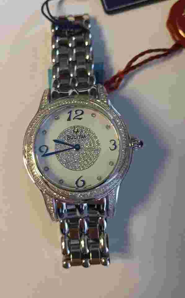 Bulova
                           
                                 03258-3