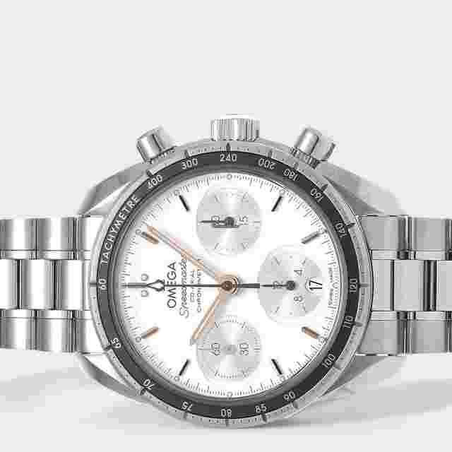 Omega Speedmaster
                           
                                 324.30.38.50.02.001 Co-Axial / Chronograph Date / Steel / 38mm / Box&Papers