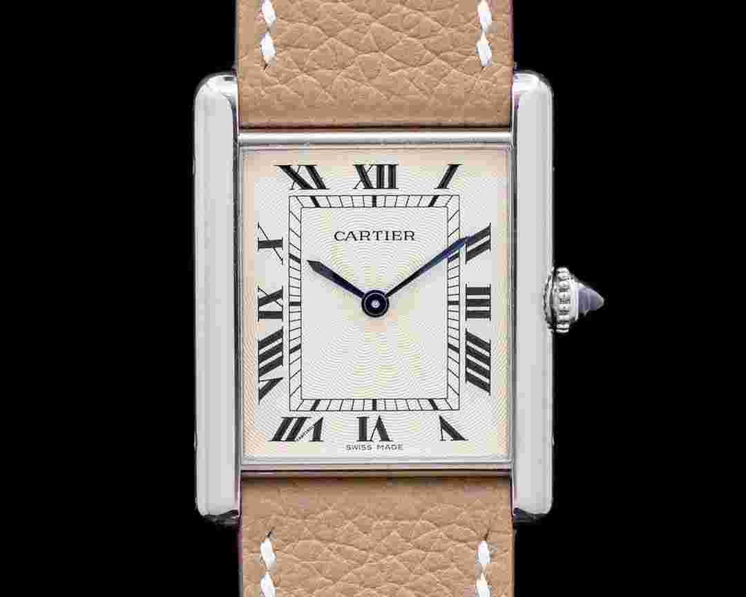 Cartier Tank Louis Cartier
Platinum RARE PRE-CPCP