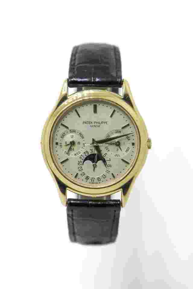 Patek Philippe Perpetual Calendar
Moonphase