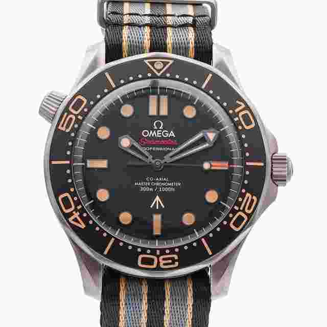 Omega Seamaster Diver 300 M
                           
                                 007 Co‑Axial Master Chronometer 42mm No Time To Die James Bond