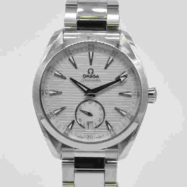 Omega Seamaster Aqua Terra
                           
                                 150m Small Seconds Silver 220.10.41.21.02.002 Bracelet (2024)