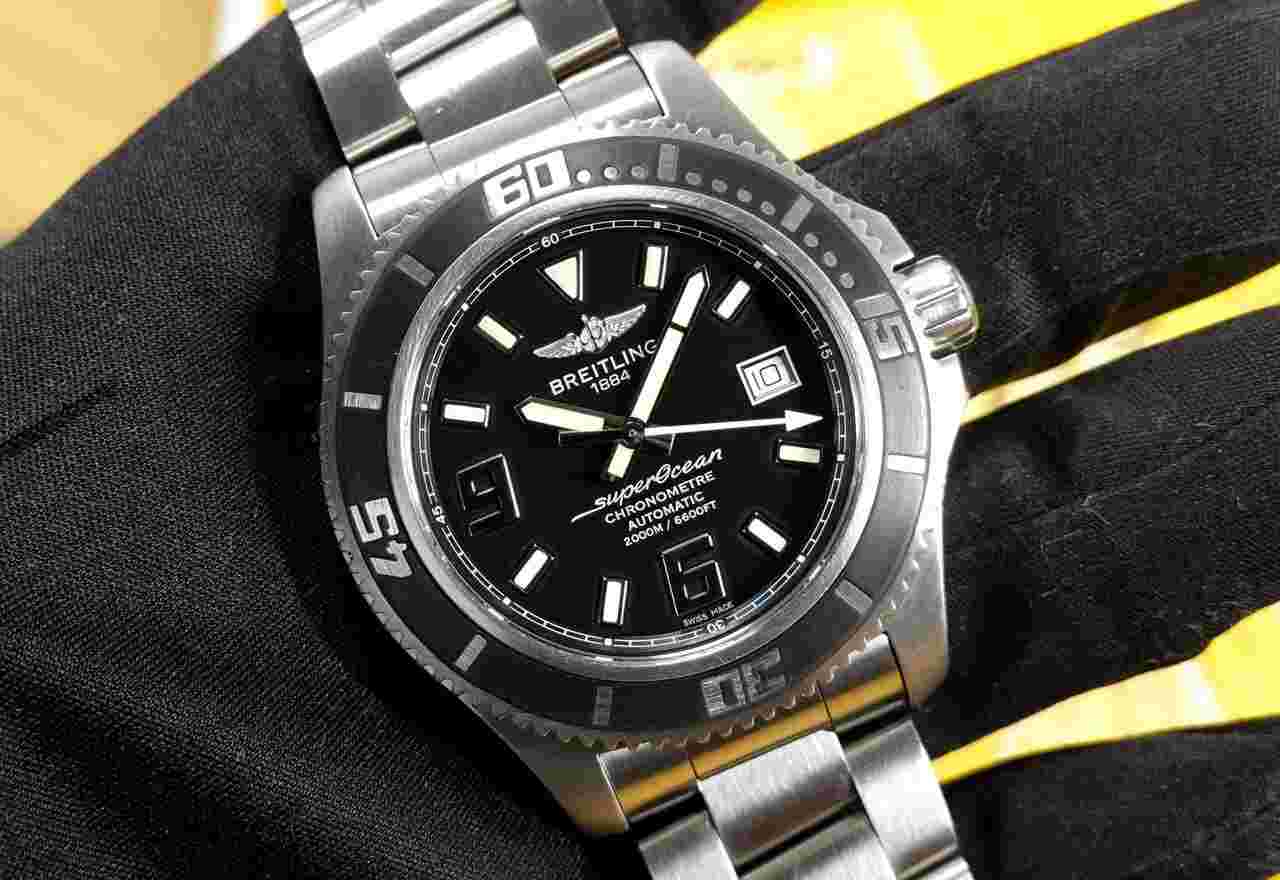 Breitling Superocean 44
                           
                                 mm Superocean A17391 Automatic FULL SET Stahlband Chronometre