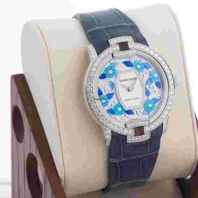 Roger Dubuis Velvet
                           
                                 DBVE0054