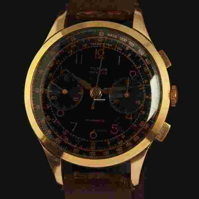 Titus
                           
                                 Chronograph