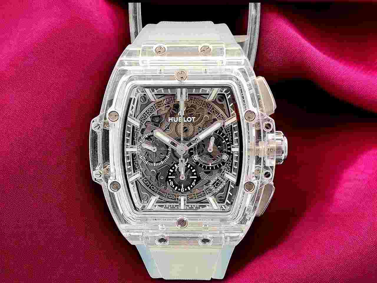 Hublot Spirit of Big Bang
Sapphire 42mm Transparent Rubber 641.JX.0120.RT