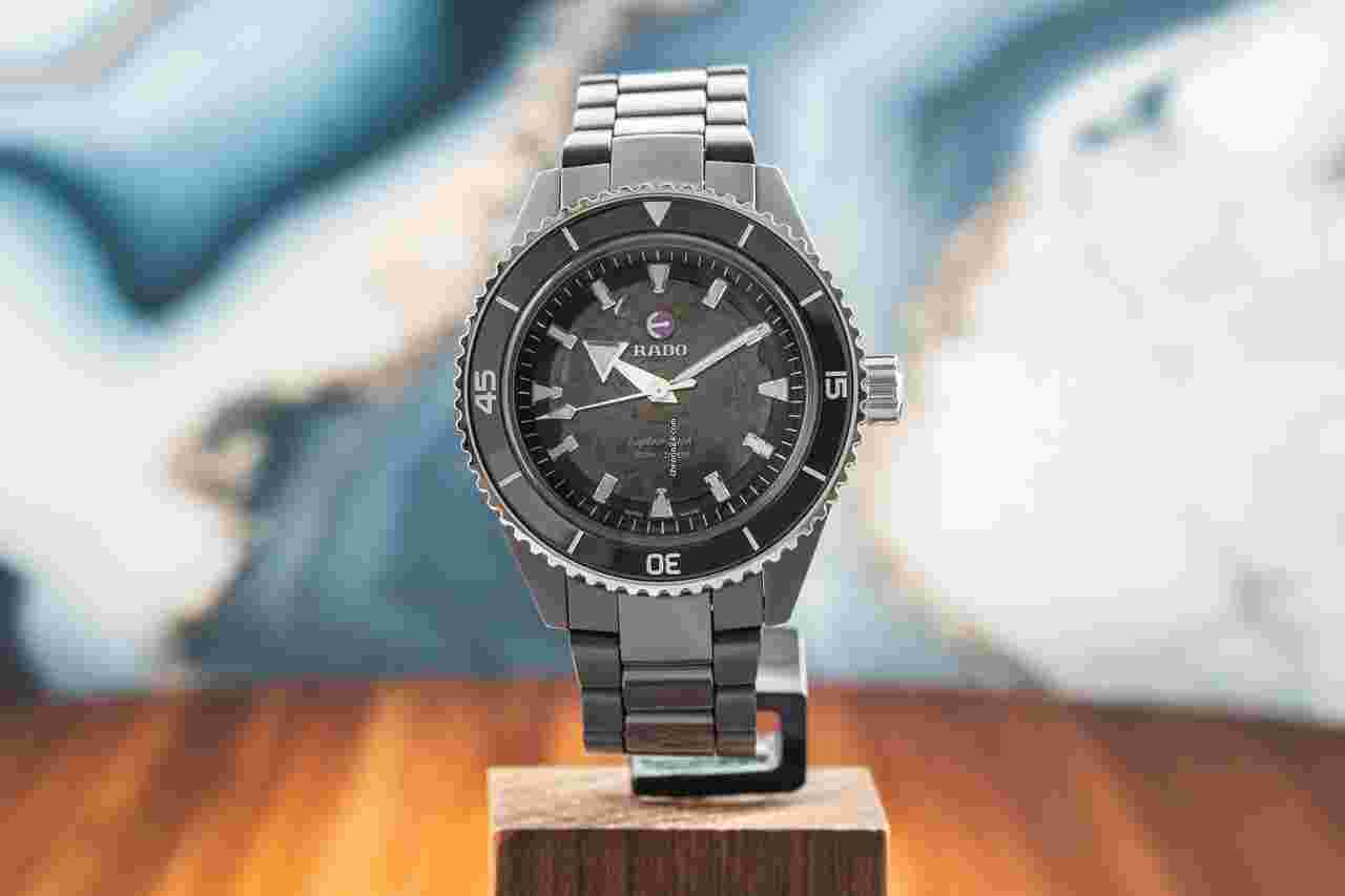 Rado Captain Cook High-Tech
Hight-Tech Ceramic