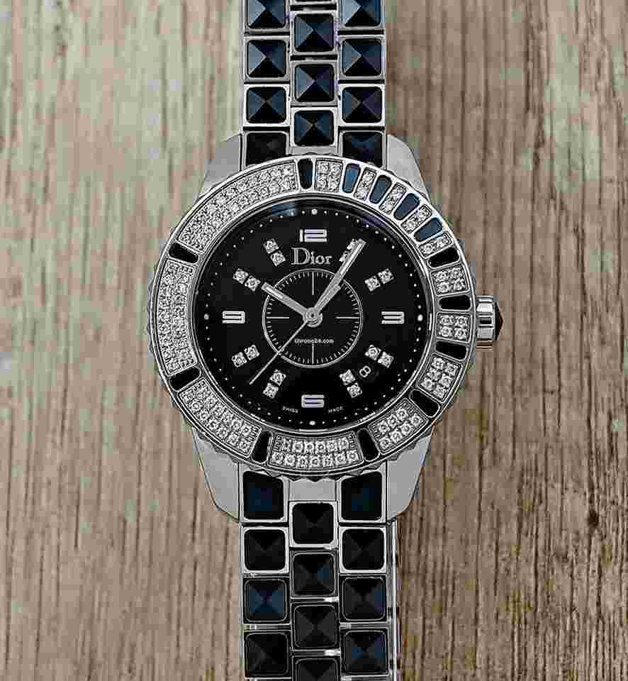 Dior Christal
33mm Medium 113 Diamonds Black Dial Full Set