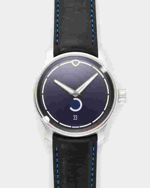 Ming
                           
                                 37.05 Moonphase Box and Papers