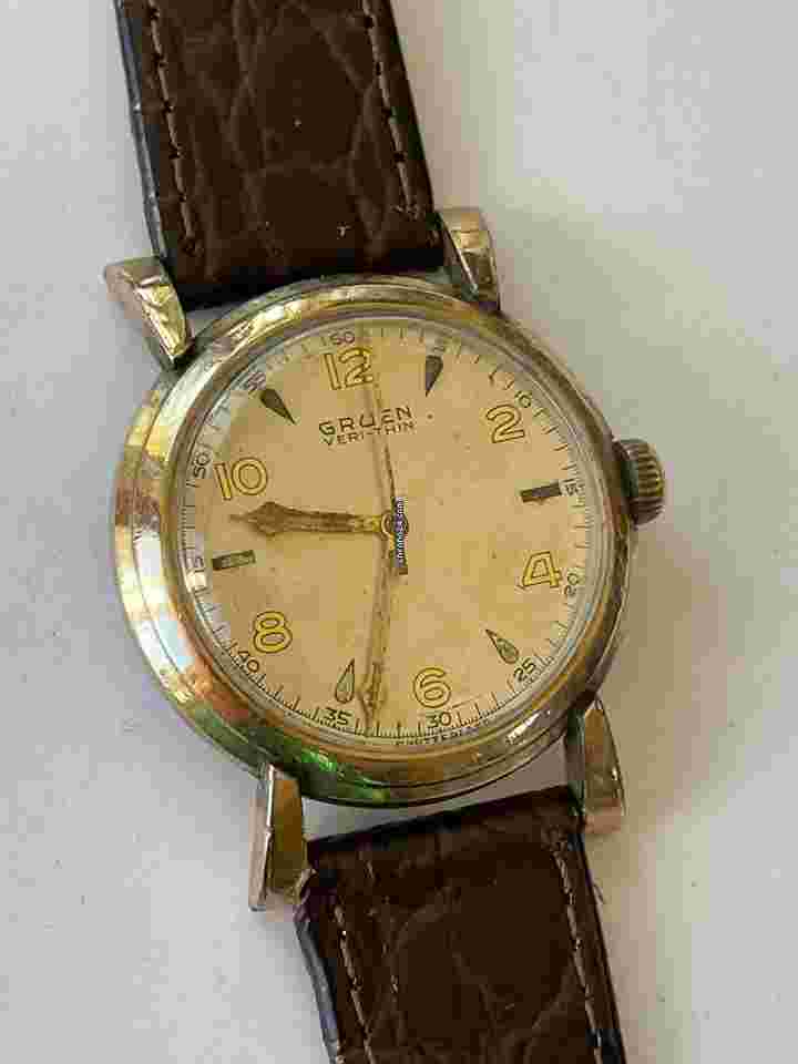 Gruen
                           
                                 Very-Thin Military Doctors Gold Filled WWII Swiss Made