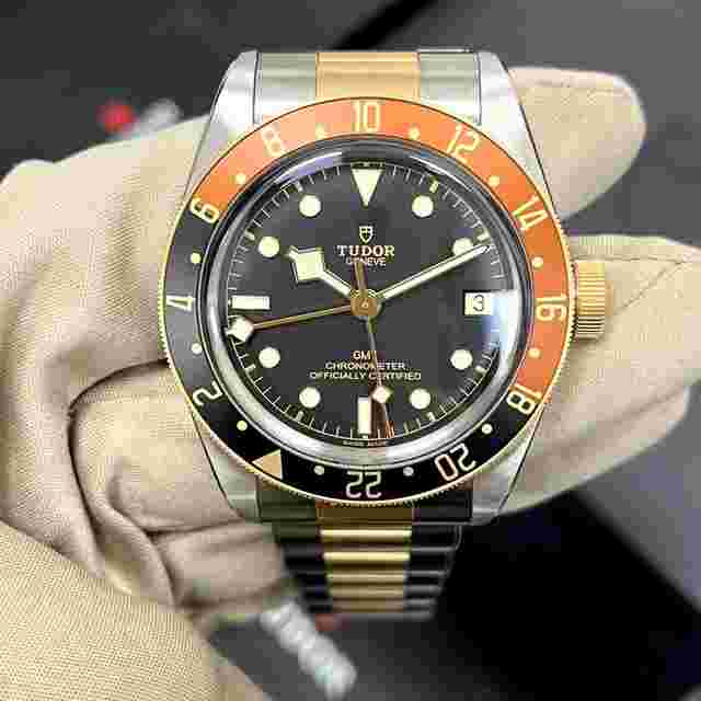 Tudor Black Bay GMT
                           
                                 79833MN