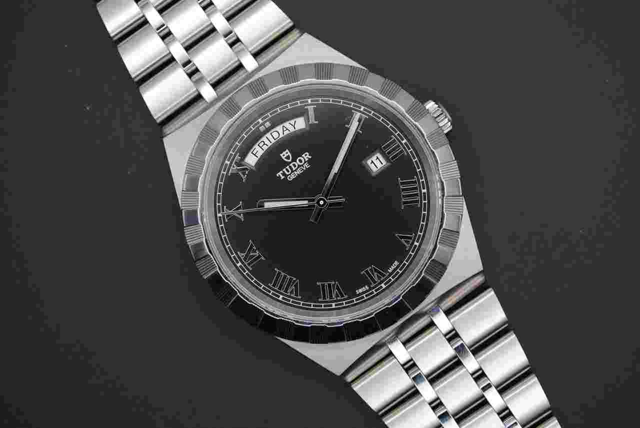 Tudor Royal
Automatic Black Dial Unisex Watch 2021 box & paper