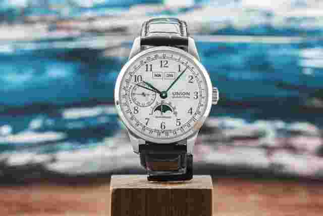 Union Glashütte 1893
                           
                                 Johannes Dürrstein Edition Mondphase