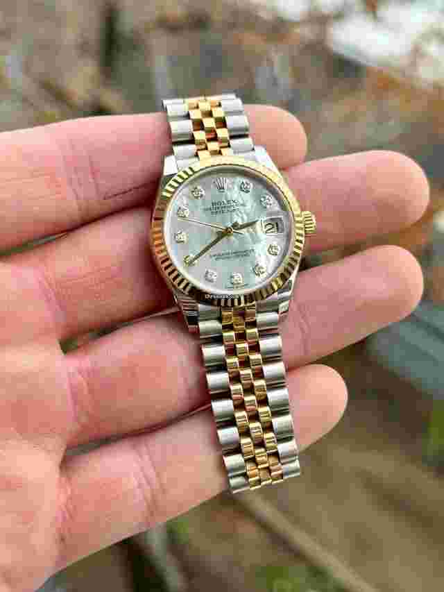 Rolex Datejust 31
                           
                                 2020 Rolex Datejust 278273 Mop Diamond Dial Jubilee 31mm W Rolex Box & Papers
