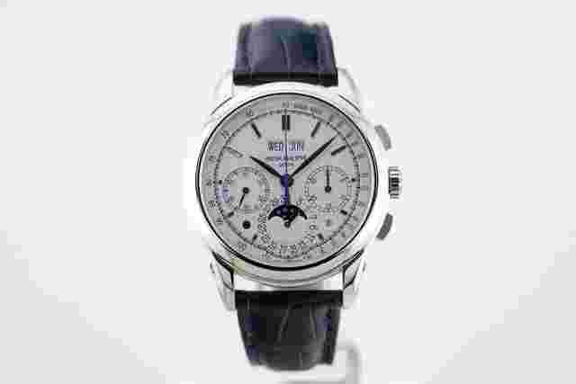 Patek Philippe Perpetual Calendar Chronograph
                           
                                 Munich Edition - Limited To 50 Pcs. - Box+Papers - 24 Months Warranty 5270G-015 2014