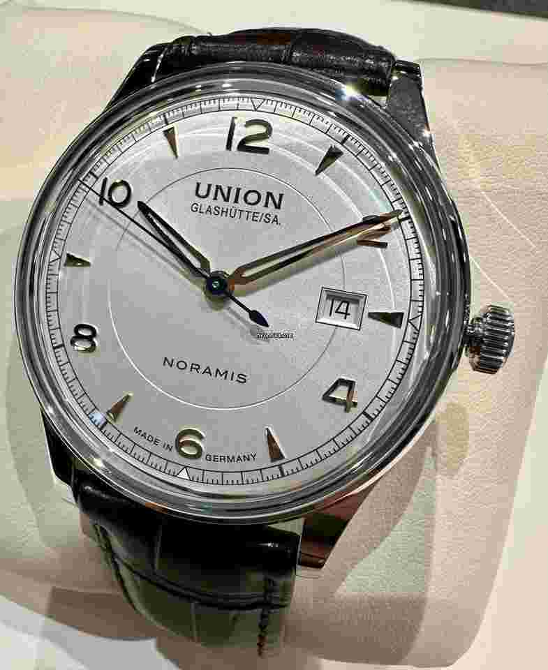 Union Glashütte Noramis Date
                           
                                 Ungetragene Noramis Datum