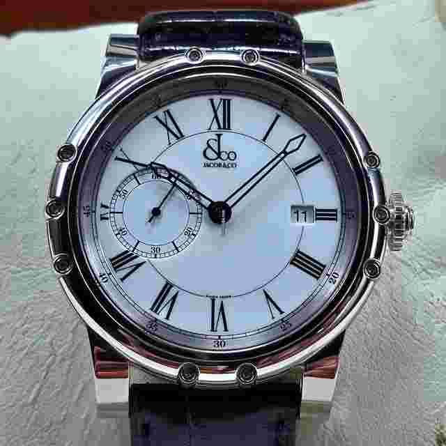 Jacob & Co.
                           
                                 V2 Piece Unique white gold,Manhattan Boutique special creation serviced