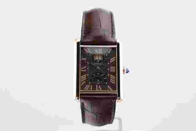Cartier Tank Louis Cartier
                           
                                 XL - Rose Gold - Power Reserve Display - 24 Months Warranty W1560002