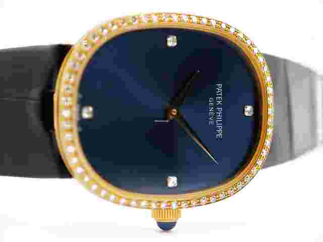 Patek Philippe Golden Ellipse
                           
                                 3849J