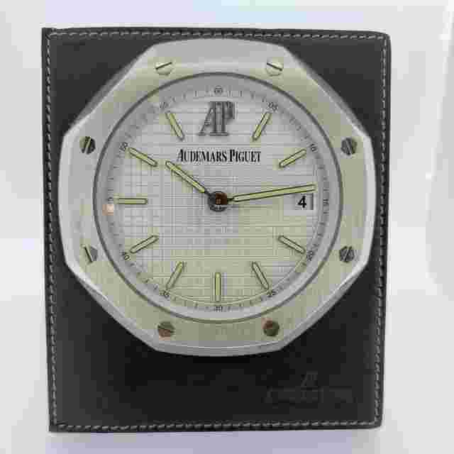 Audemars Piguet
                           
                                 Table Clock Manual Winding