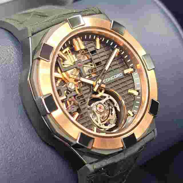Concord C1
                           
                                 Tourbillon Skeleton Titanium and Gold full set
