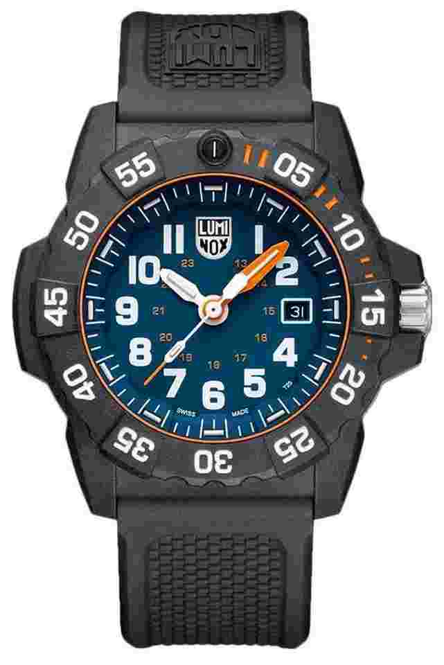 Luminox
Navy Seal CARBONOX Black Rubber Date Quartz Men Watch XS.3503.NSF