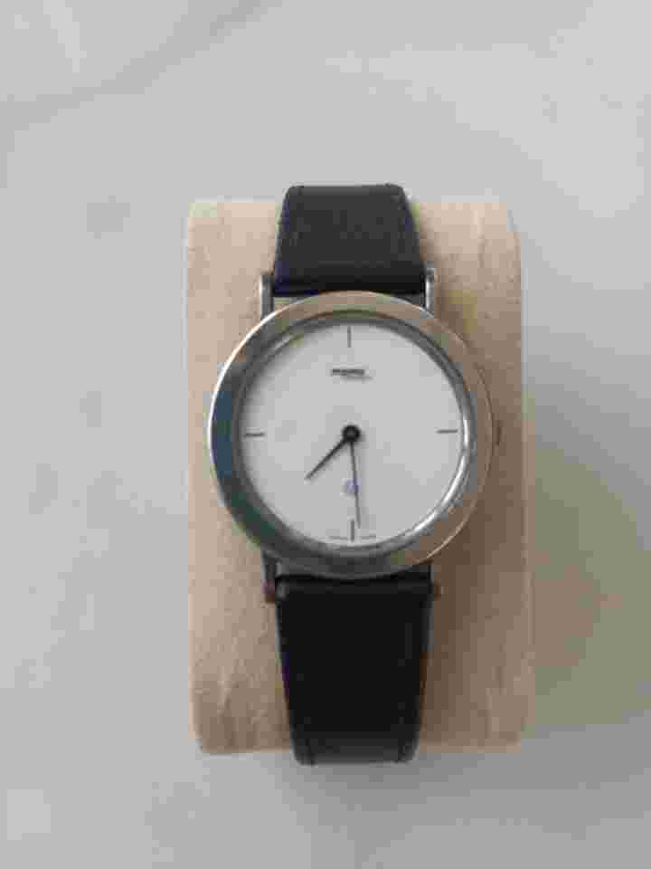 Momo Design Essenziale