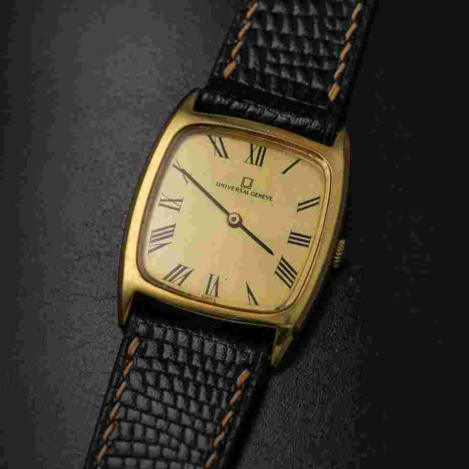 Universal Genève
                           
                                 20 Microns Gold Plated / Tank Form / Ref. 542114 / Manual Wind Cal. 42