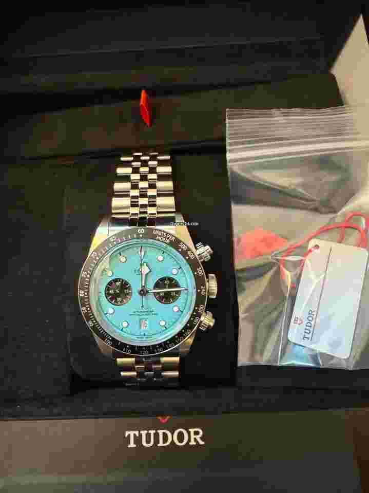 Tudor Black Bay Chrono
                           
                                 NEW 2025 Flamingo Blue Turquoise M79360N-0024 - BOX AND PAPERS