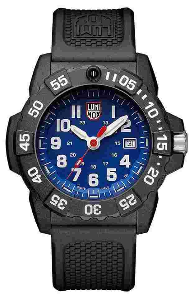 Luminox
Navy SEAL CARBONOX Black Rubber Date Divers Quartz Mens Watch XS.3503.F