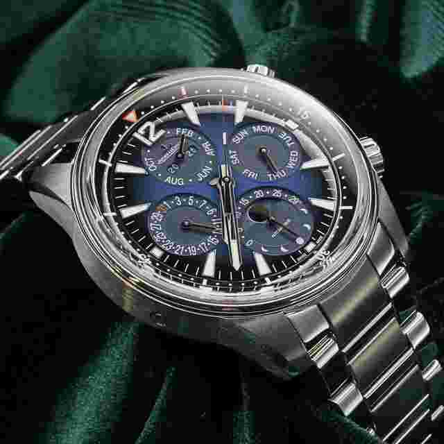 Jaeger-LeCoultre Polaris
                           
                                 FULL SET MINT Polaris Perpetual Calendar 42MM Blue Dial Stainless Steel Q9088180