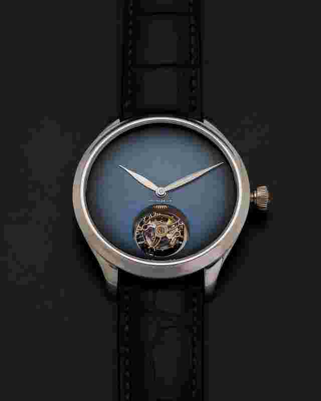 H.Moser & Cie. Endeavour
                           
                                 Funky Blue Endeavor Tourbillon Concept in Stainless Steel