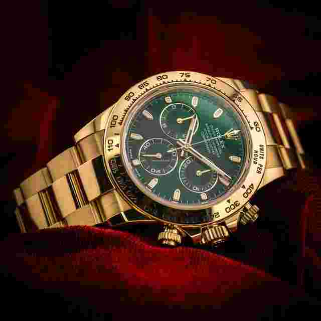 Rolex Daytona
                           
                                 Cosmograph Yellow Gold John Mayer Green Dial 116508 Complete Set