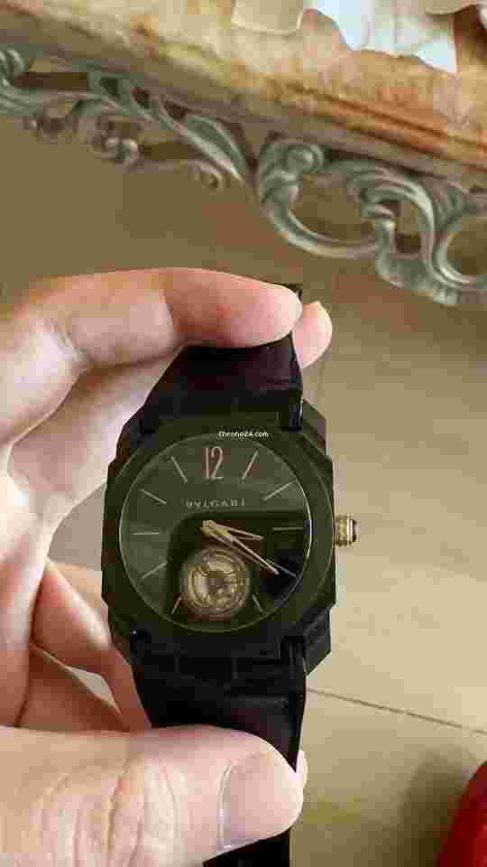 Bulgari Octo
                           
                                 L'originale Tourbillon 40mm