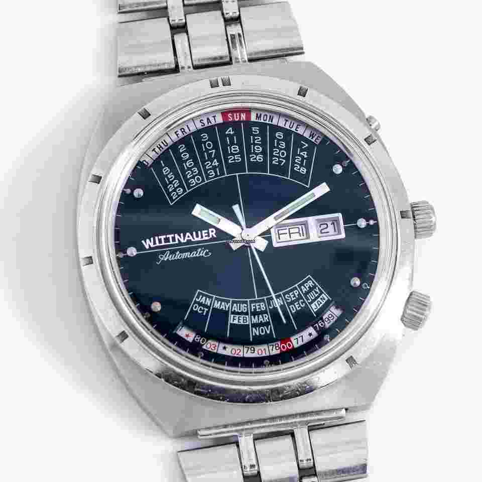 Wittnauer
1971 Vintage Wittnauer 2000 Oversized Ref. W102 Stainless Steel Watch ( 15214)