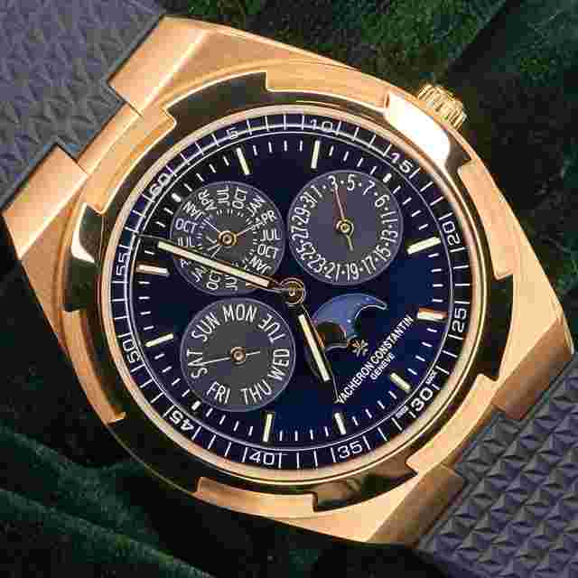 Vacheron Constantin Overseas
                           
                                 MINT COMPLETE SET Overseas Perpetual Calendar Blue Dial Blue Pink Gold 4300V/000R-B509