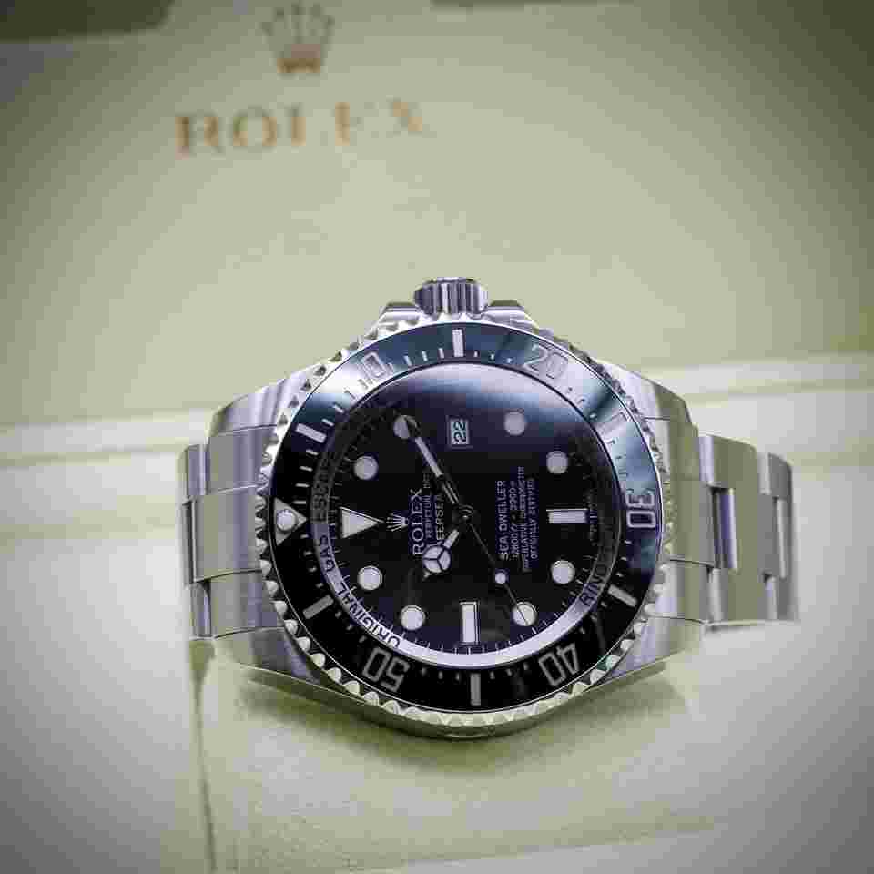 Rolex Sea-Dweller Deepsea
DEEP SEA STAINLESS STEEL BLACK DIAL 44MM BOX AND PAPERS 116660