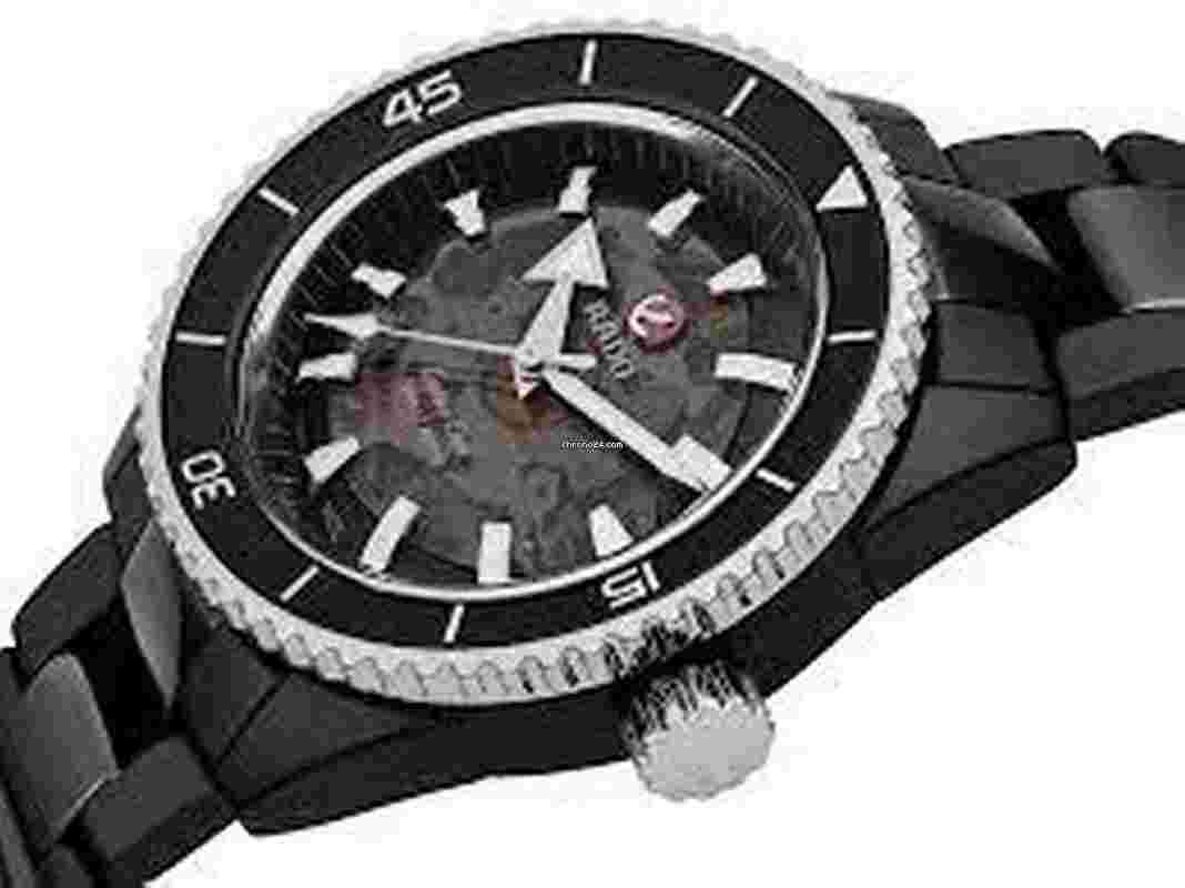 Rado Captain Cook High-Tech
Automatic R32127152