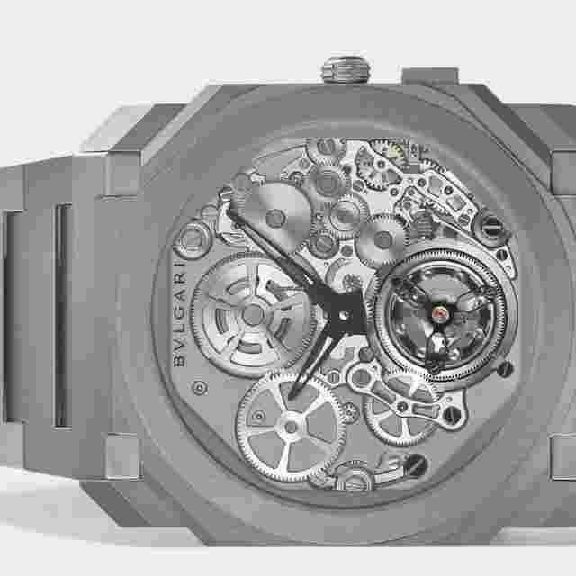 Bulgari Octo
                           
                                 Finissimo Limited / Titanium / Skeleton / Tourbillon / 42mm / Box&Papers / 102937
