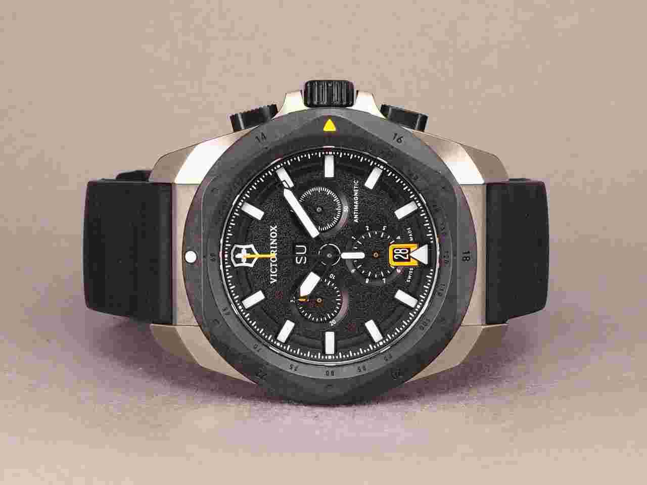 Victorinox Swiss Army I.N.O.X. INOX Titanium Chronograph 241988.1