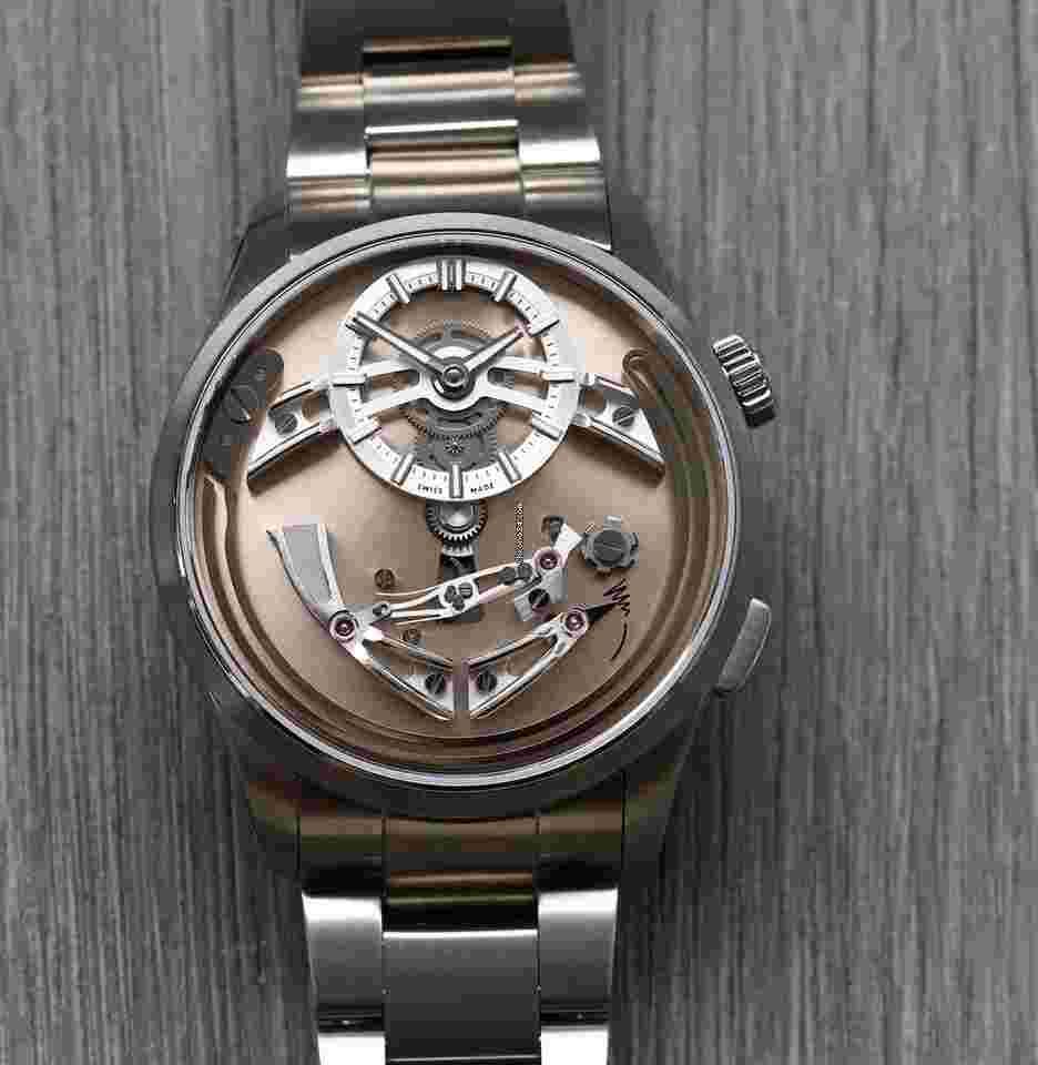 Christopher Ward
                           
                                 C1 Bel Canto Rosa on Bracelet C01-41APT2-T00A0