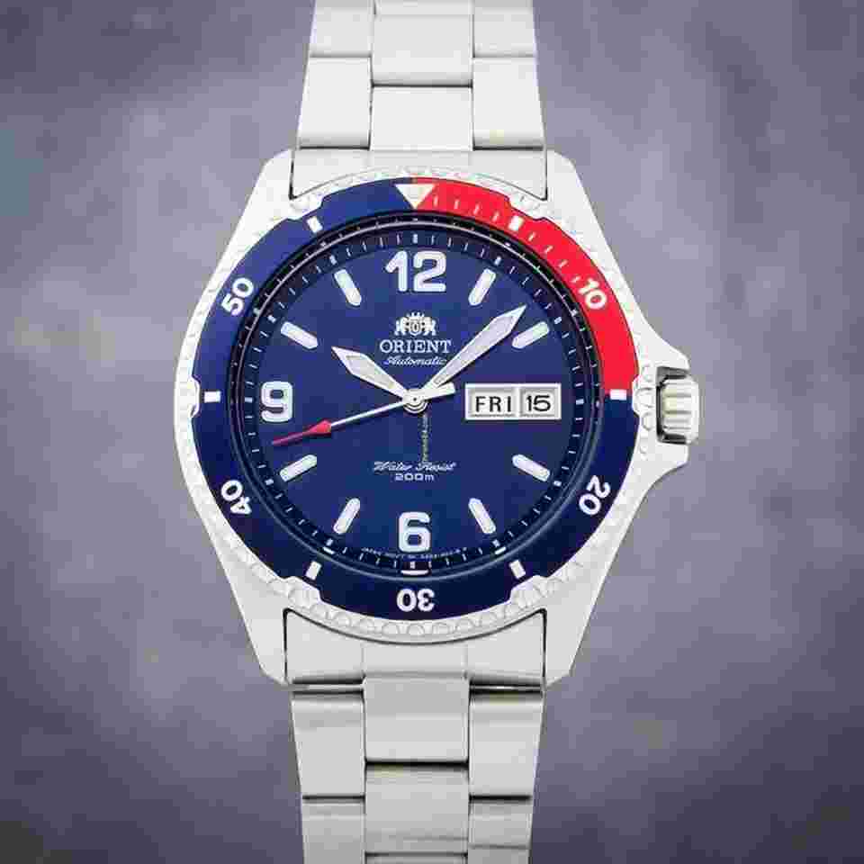 Orient Mako
                           
                                 men's automatic diving watch Orient Mako II TAA02009D 41.5 mm 200 m WR steel strap