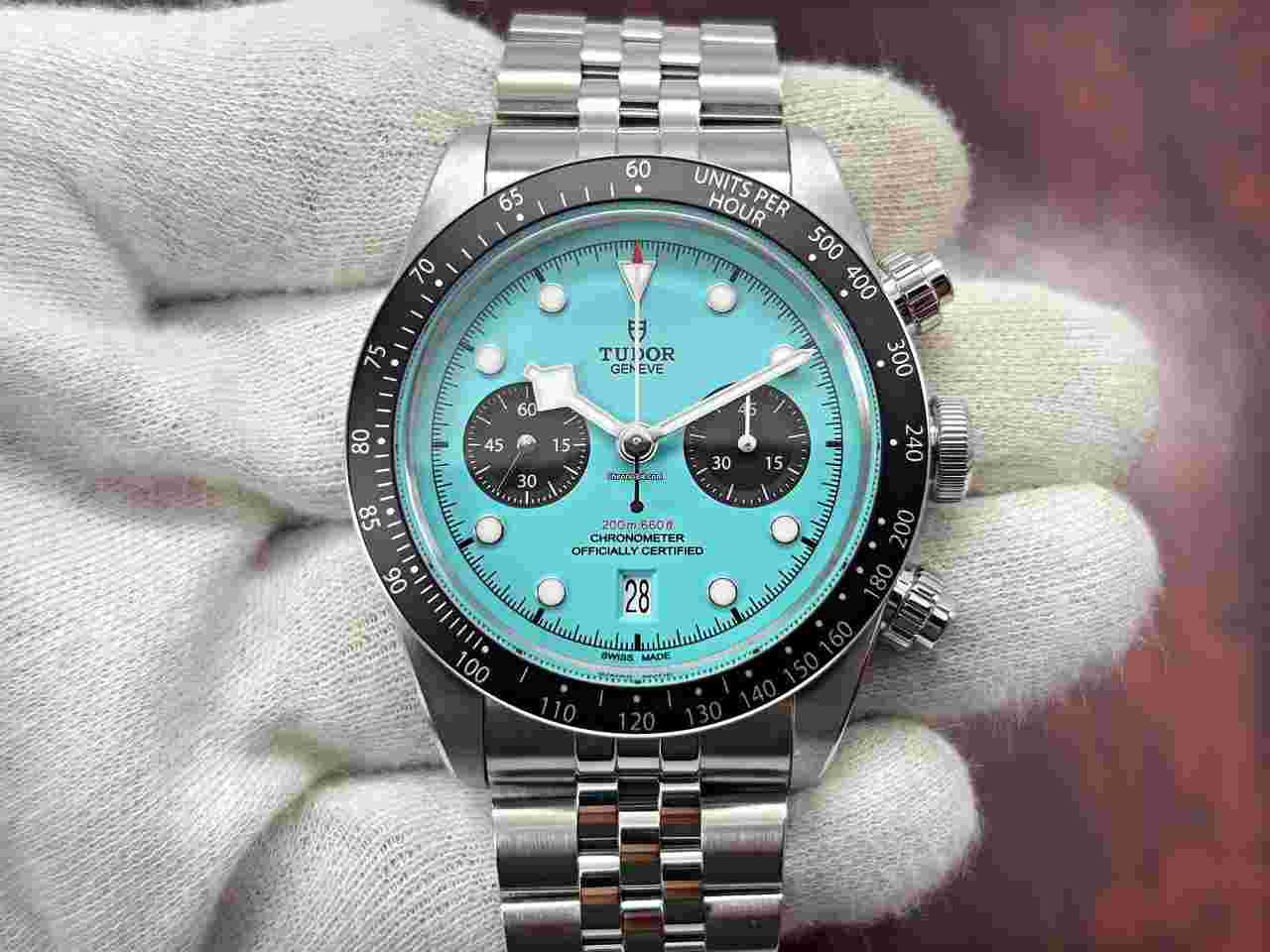 Tudor Black Bay Chrono
                           
                                 Flamingo Blue 2025 Turquoise Dial Stainless Steel Bracelet 79360N