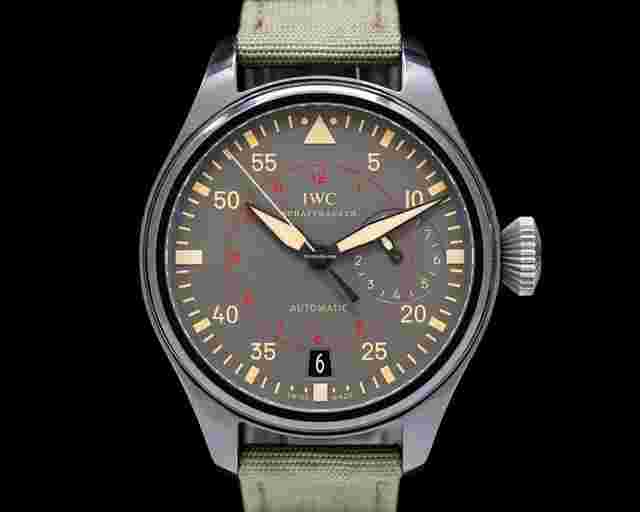 IWC Big Pilot Top Gun Miramar
                           
                                 7-Day Ceramic