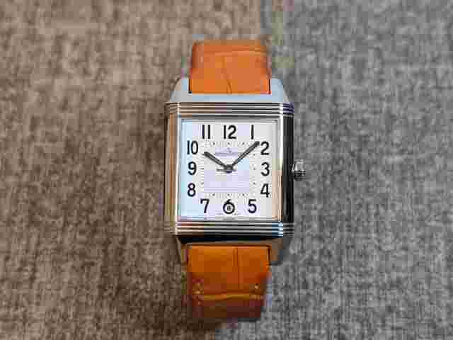 Jaeger-LeCoultre Reverso Squadra Lady
                           
                                 JLC Reverso Squadra Classic Q7048420 Naked Watch
