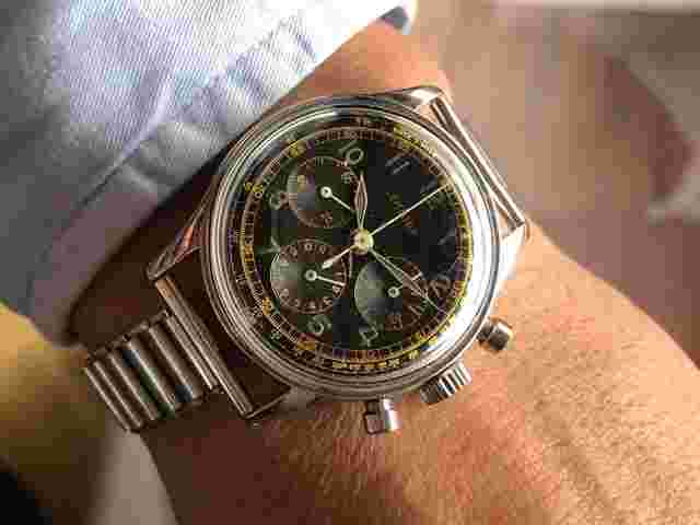 Lemania
                           
                                 321 Lemania 27CHRO C12 - caliber military black dial radium + guy fréres bracelet steel