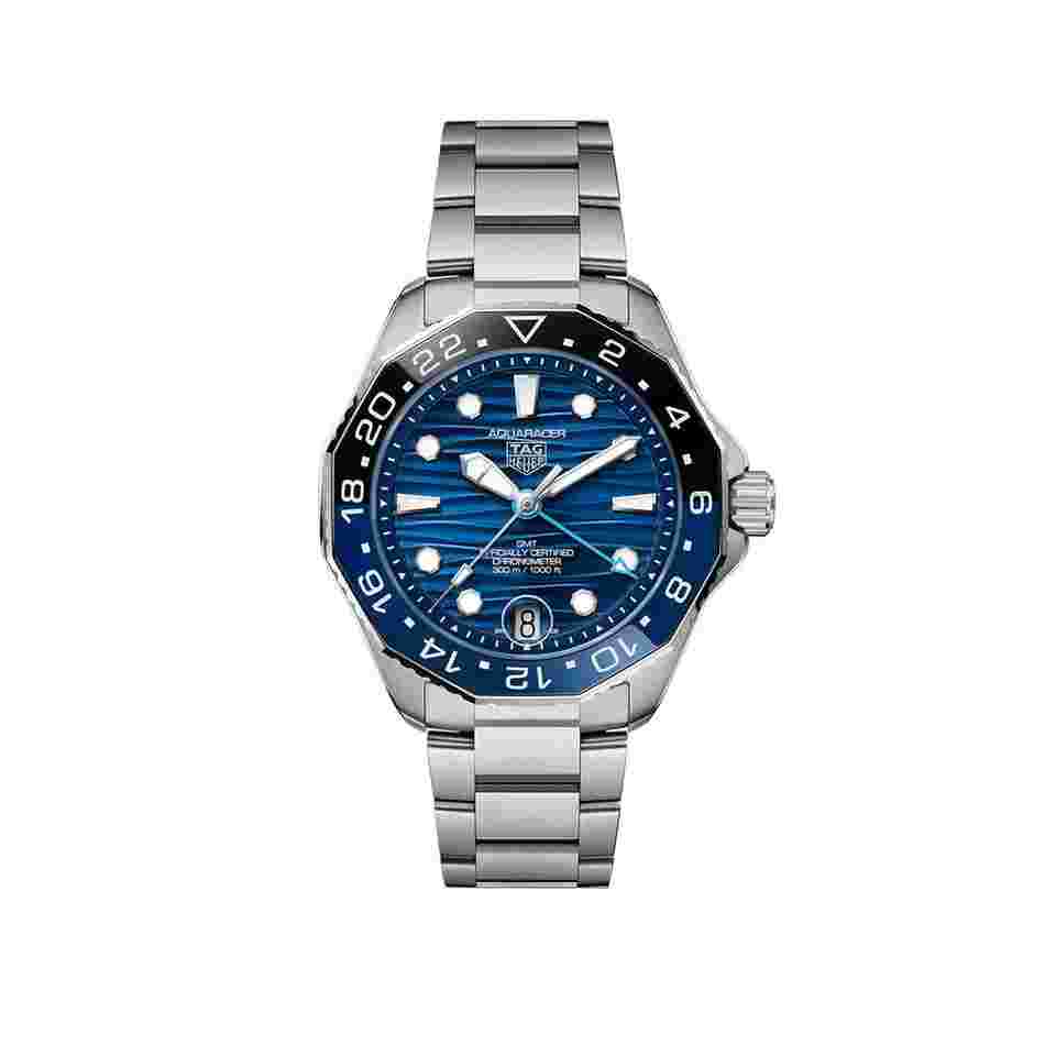 TAG Heuer Aquaracer 300M
Unworn Aquaracer Professional 300 GMT 42 WBP5114.BA0013 box and papers