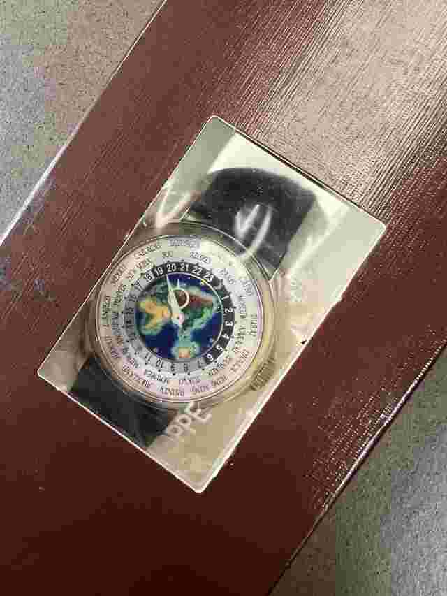 Patek Philippe World Time
                           
                                 5131G-001