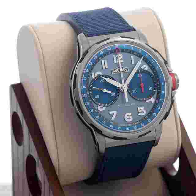 Angelus
                           
                                 CHRONODATE TITANIUM BLUE 0CDZF.U01A.K009H