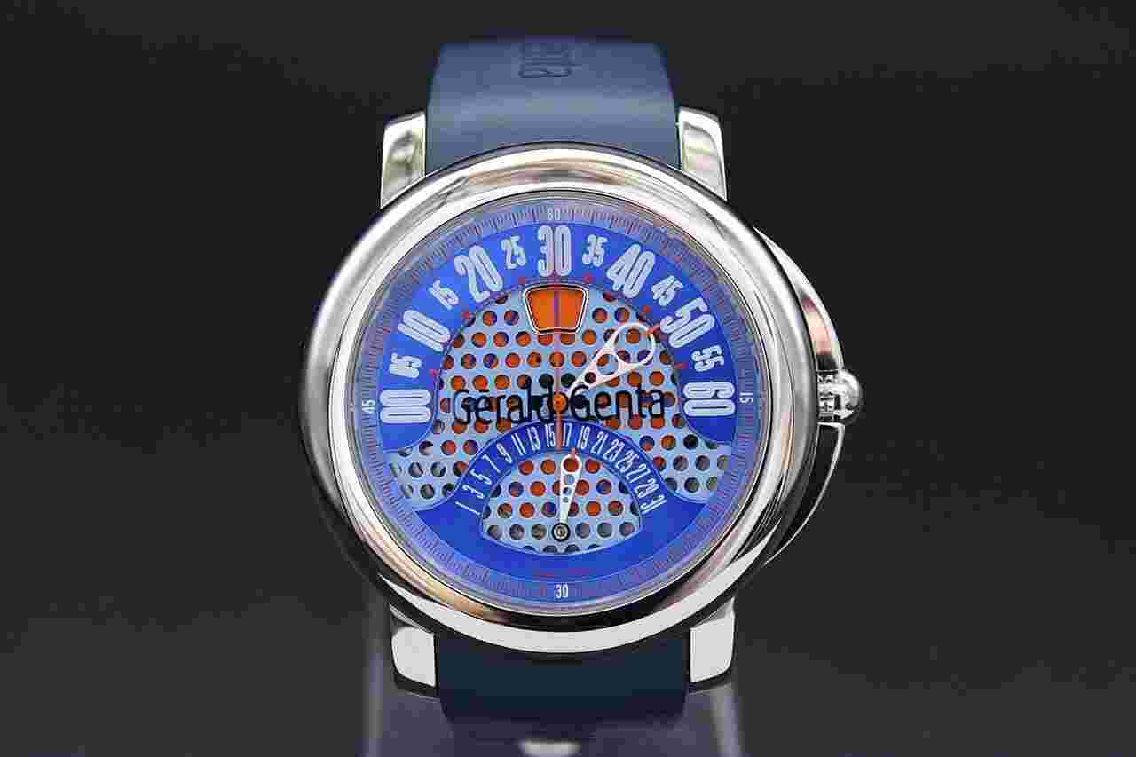 Gérald Genta Arena Bi-Retro • in Stock • UNWORN • +Rubber Orange Strap •